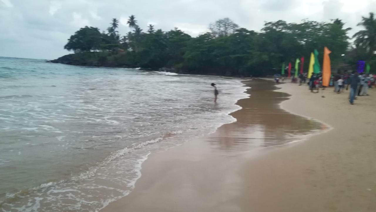 Kiralawella Beach Inn Matara Exterior photo